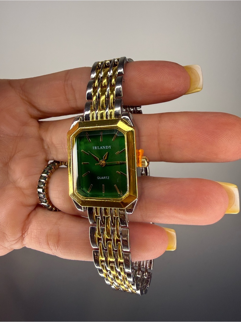 Vintage Two-Tone Green Dial Quartz Watch Gold Silver Bracelet - Picture 5 of 5